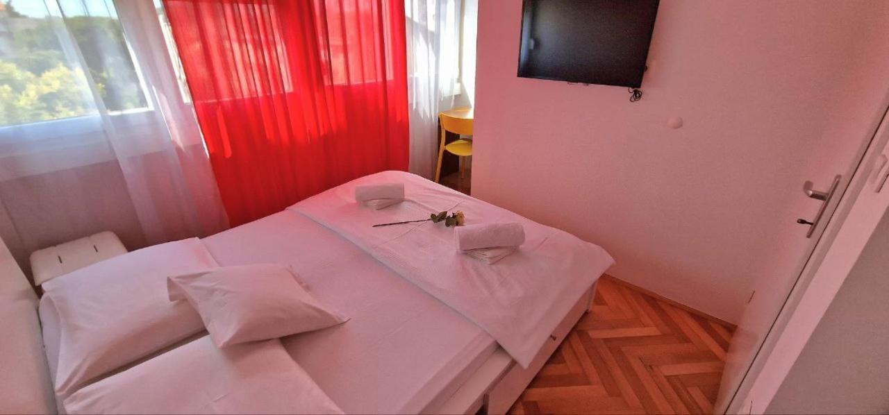 Apartments Zvone Сплит Экстерьер фото